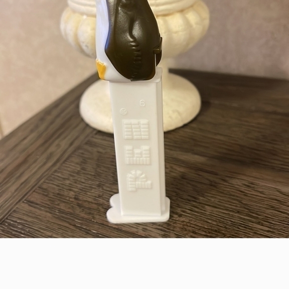 Star Wars - The Last Jedi - Porg - Pez Candy Dispenser - Picture 2 of 2